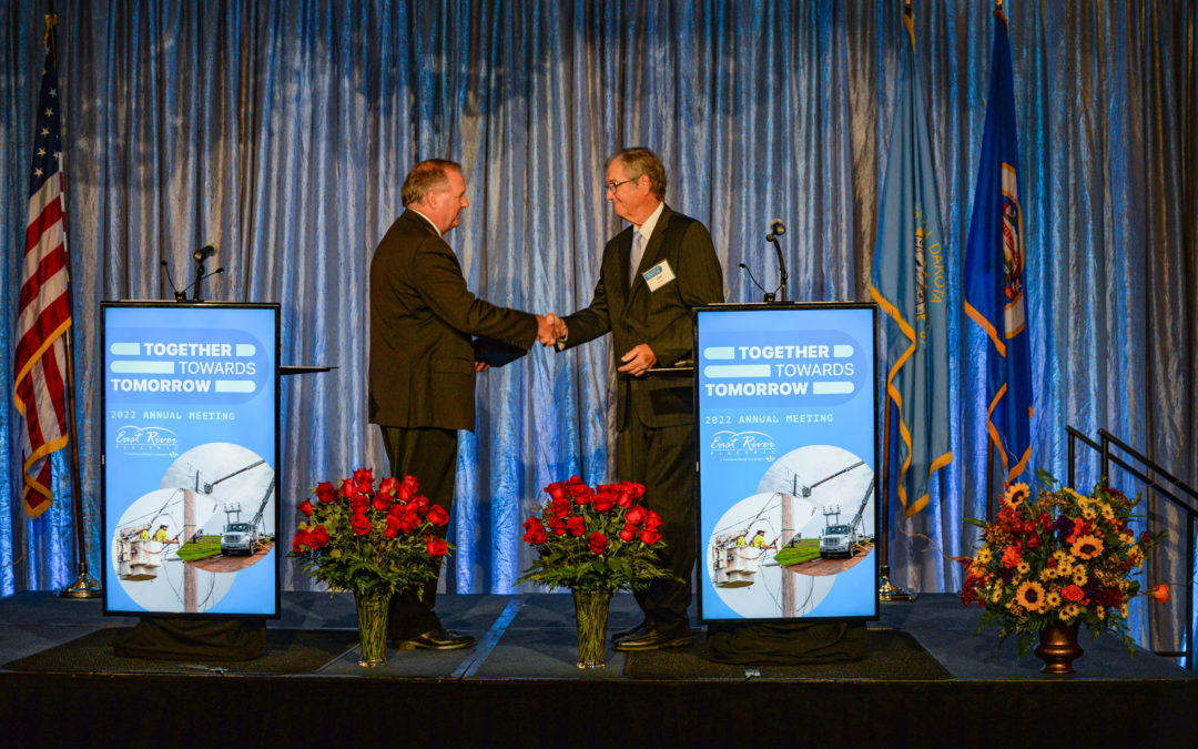 Tom Boyko receives Eminent Service Award from East River Electric Power Cooperative