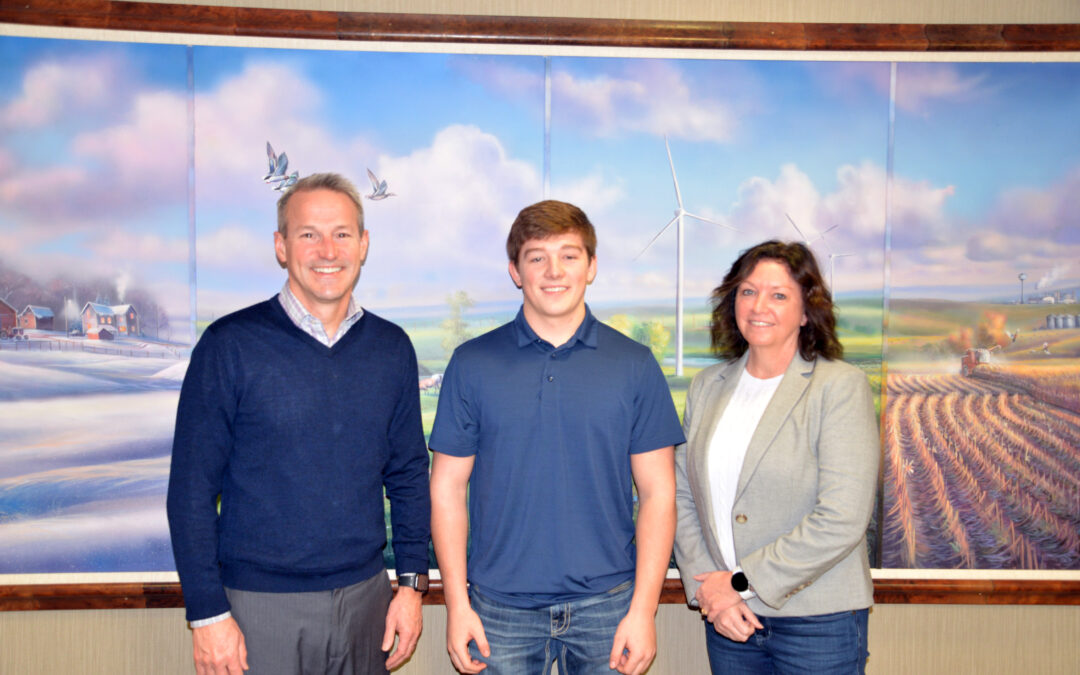 Jack Neises Receives $1,000 Basin Electric Scholarship